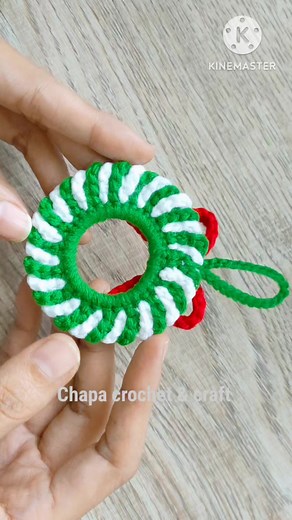 24K views · 294 reactions | Crochet Christmas Wreath Ornament Tutorial  Full video tutorial on YouTube Chapa crochet & craft #fbreels #reels #crochetchristmas #crochettutorial | Gonkui Crochet & Chapa crochet craft | Facebook