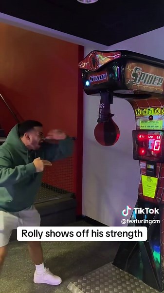 #Rolly shows off his strength. #boxing | rolly