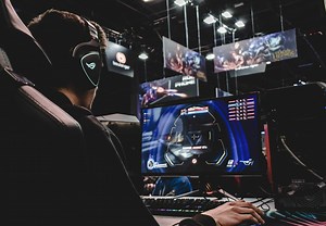 How to Improve Your Flicking Aim in Competitive FPS Games: Step-by-Step Guide |