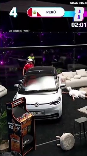 We could watch this for hours 🎈 #shorts