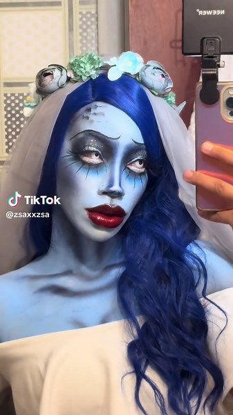 Corpse Bride Cosplay for Halloween 2024