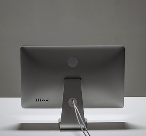 How To Hide The Back Of Your Computer Monitor