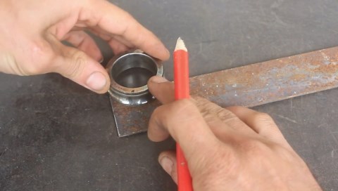 The instructions for making each pipe cutter are very simple but effective