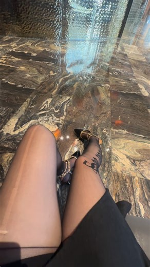 PaoPao🫧 on Instagram: "Be real for a sec… how do my legs look here 👀 #nylonlegs #nylons #pantyhose #heels"