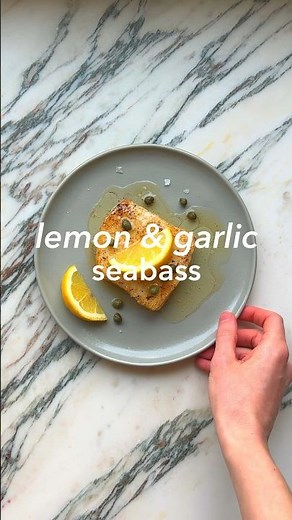Pan-Seared Lemon & Garlic Sea Bass Fillets Recipe