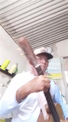 Learn Ukulele Basics: Strumming Techniques Explained