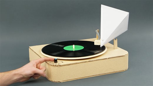 How I built a fully functional record player from cardboard & DIY electronics!