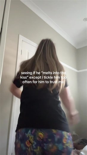 this video was actually 3mins long | seeing if he melts into kiss