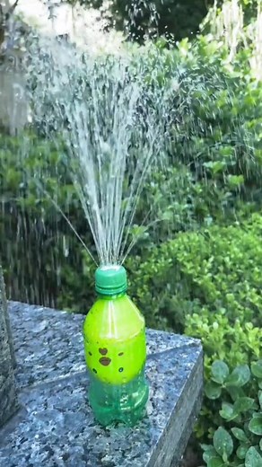 635K views · 4.8K reactions | Create a mini fountain with bottles and balloons, fun activity for kids!  | Ms Angel 74 | Facebook