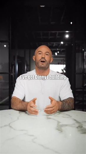 Sebastian Oreb | Online Coach & Mentor for Personal Trainers on Instagram: "This is the 1 to 6 method. This is how I’m getting @dinnyj back to triple bodyweight deadlifts seven months after pregnancy. The 1 to 6 method is one of the best ways to build the skill of lifting heavy without forcing a true max. It’s a wave loading protocol built around 3 waves of 1 rep then 6 reps with 5 minutes rest between sets. You start by warming up to your first heavy priming single at about 90 percent of your e