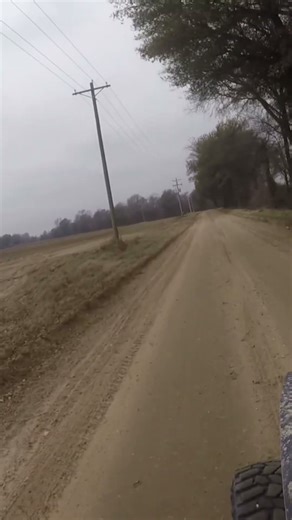 Jeep Back Roads Adventure – Missouri Farm Country Off the Grid