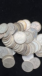 18K views · 118 reactions | How do you know when your silver stack is complete? There’s no magic number. Some stop at 100 oz. Some when it covers 6 months of expenses. Others when gold balances their cash.  That’s why smart stackers use PeerMetals to track real prices — not hype. #SilverStacking #GoldStacking #StackingStrategy #PeerMetals #SilverInvesting #WealthBuilding #PreciousMetals #FinancialFreedom #HardAssets #SilverStackers #GoldInvesting #StackSmart | PeerMetals | Facebook