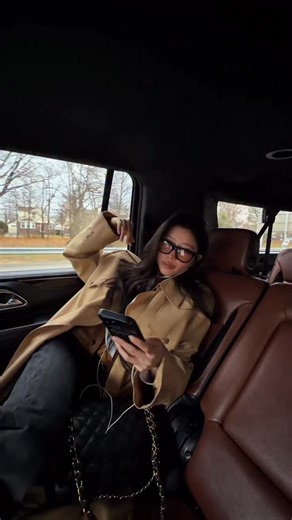 Skyelar Chase on Instagram: "my recent shopping experience with @belmontparkvillage go shop for your holiday season ♥️ #belmontparkvillagepartner"