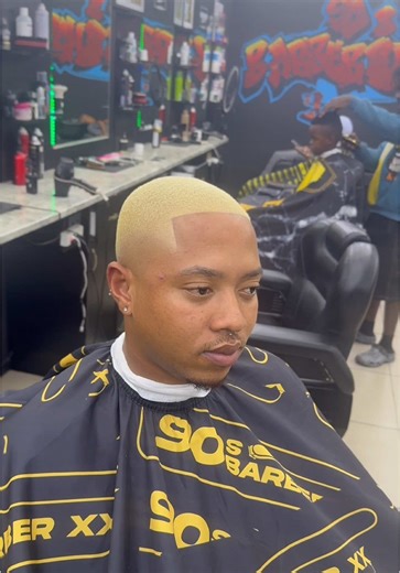 Upgrade Your Look with Our Airbrush Compressor Kit