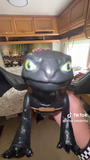 How To Train Your Dragon: Toothless Dance Explained