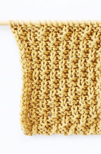 12 Simple Knitting Stitches For Beginners