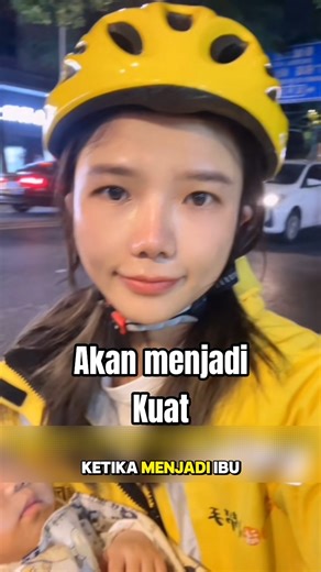 Wanita secara alami memang lemah, tetapi akan menjadi kuat ketika menjadi ibu!