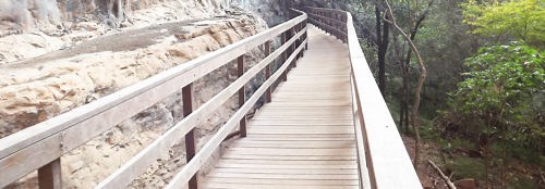 Composite vs Wood Fence | Comparison Guide: Benefits, Costs