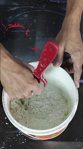 How to install the putty to make a good texture paste for decoration