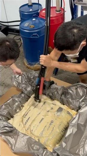 Ceramic wash basin foam packaging to prevent damage during export