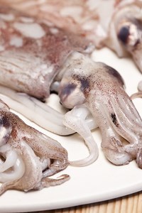 How to Clean and Prepare a Squid