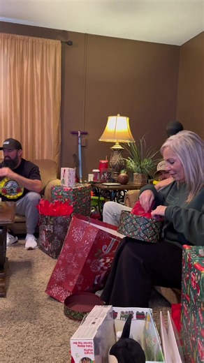 he was the best person to do this to 😭😭🤣🤣 all the other guys besides my brother knew about it too so they helped seal the deal with confusion lol