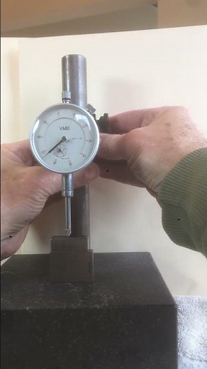 Dial Indicator - Zeroing education engineering course dial gauges