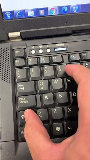 How to type @ at sign on a lenovo spanish keyboard
