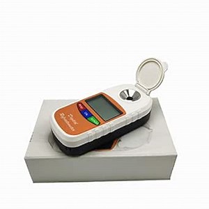 Handheld Auto Refractometer with ATC,for Test Urea AdBlue Digital Meter