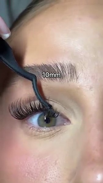 Easy Cluster Lash Application for Beginners 💁‍♀️✨ | Step-by-Step Tutorial