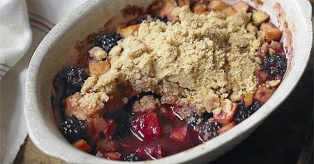 Apple & blackberry crumble