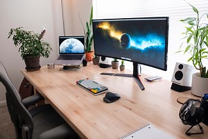 15 Best Curved Computer Monitors for Office Work