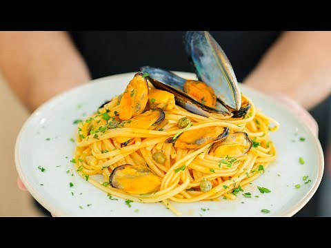Vincenzo's Plate: How to Make MUSSELS PASTA That Everyone Will Ask For