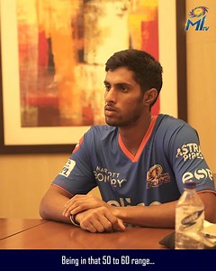 Our Strength and Conditioning coach Paul Chapman assesses Tilak's skinfold test results and sets goals for him for the rest of the year 💪 Forging long-term relationships is what #OneFamily is all about 💙 #DilKholKe #MumbaiIndians MI TV | Mumbai Indians