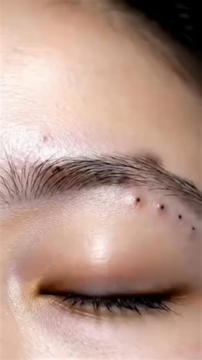 Tiny.tatts on Instagram: "✨LINK IN BIO @the.realglow 🔗 ‼️WINTER SALE!! 50% OFF TODAY‼️ ✨ Say goodbye to acne and hello to glowing skin! ✨ Our Green Tea Cleansing Mask is packed with powerful green tea extract to deeply cleanse pores, remove dirt, balance oil and moisture levels, and leave your skin nourished and refreshed. 🌿 💚 The solution is here. 🛒 Available now at @the.realglow — Tap the link in bio to shop! #GlowUp #GreenTeaMask #ClearSkinJourney #TheRealGlow"