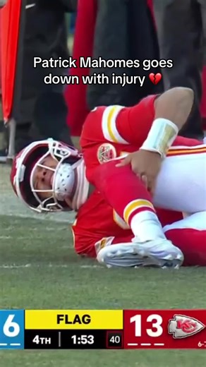 PAT NOOOOOO 😭😭😭 #patrickmahomes #chiefs #injury #breakingnews #nfl (via CBS)