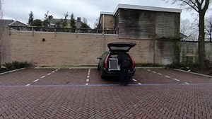 In this video an uncut version of a hard surface track with Gustav. We often show our tracking videos and we cut out the long straight lines of the track, because we think this is boring to watch ;-) Many people asked us to show a whole trail, so that's what we do in this video. Gustav is 5 months old here and does a hard surface track on Dick's own scent. The track is about 10 minutes old and was laid around 10 am in the morning, in an contaminated area in the mall, with many people walking or 