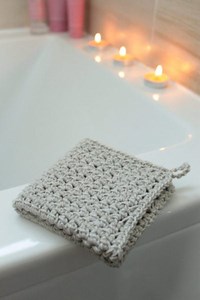 Quick and Easy Crochet Washcloth - Free Pattern
