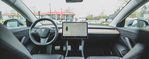 What is Tesla Premium Connectivity and What's included