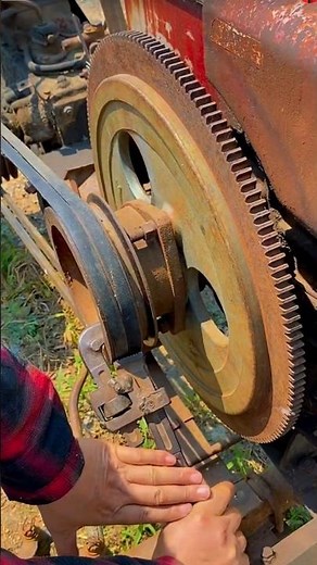 Installing V-Belt on Pulley | Easy Belt Fitting Technique