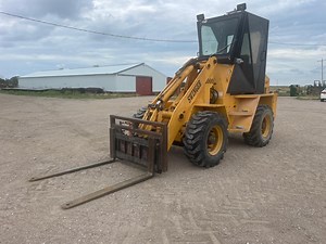 Swinger 3000 Wheel Loader W/pallet Fork | Construction