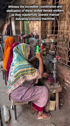 Skilled Female Workers Operating Manual Industrial Metal Pressing Machines