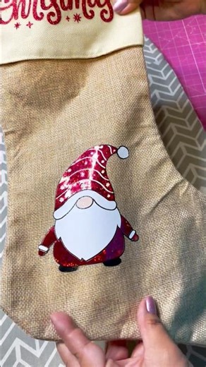 Bota navideña con Vinil textil Siser y plotter ScanNCut