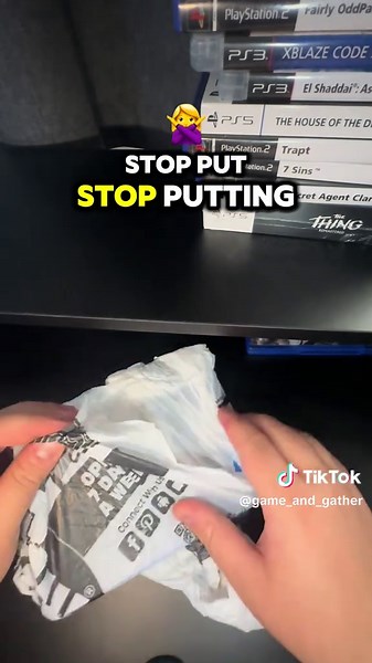 Unboxing a Rare Sealed Stranger Things Game