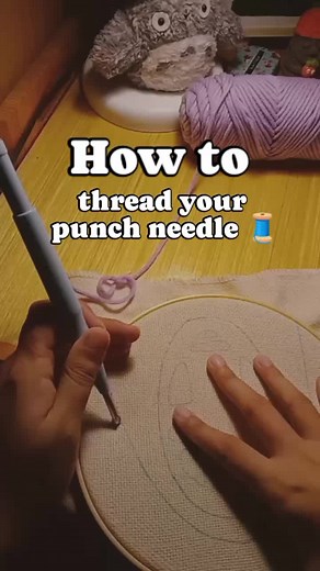✨Let's thread our punch needle! I think I'd prefer a smaller needle. Haha! #punchneedle #punchneedling #handmade #artsandcrafts #mobileshots #vivophone