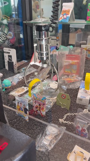This Pokemon Claw Machine SCAMMED Me… 😱 #pokemon #pokemontcg #pokemoncards