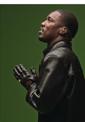 GIVĒON's Captivating Performance of 'KEEPER'