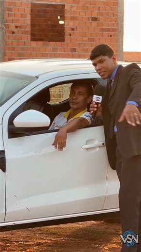 Moisés Mendonça on Instagram: "VSN : SITUAÇÃO PRECÁRIA NO MUTIRÃO! Aqui está a versão ajustada e finalizada da sua descrição, mantendo o estilo jornalístico claro e direto: O Jornal Viana Sem Noção esteve em um ponto crítico do bairro Mutirão. A pedido dos moradores, fomos até o local averiguar a situação. O que encontramos foi uma rua completamente comprometida pelo escoamento de um esgoto que passa a céu aberto — ou seja, não existe um sistema adequado de drenagem. Além disso, há um poste de e