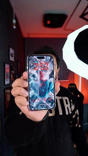 iOS 26 Lock Screen Customization