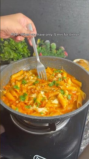 5min me bnaya One Pot Spicy Garlicky Roasted Tomato Pasta 🍝 | Easy Pasta Recipe |